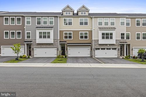 4795 Hogan Dr, WILMINGTON, DE, 19808-1712 | Card Image