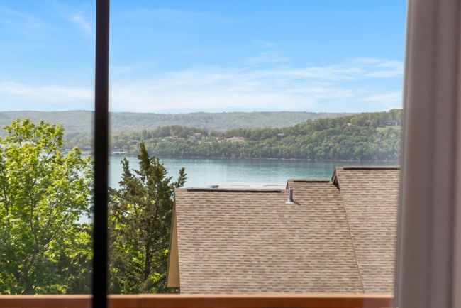 Table Rock Lake Condo | Image 9
