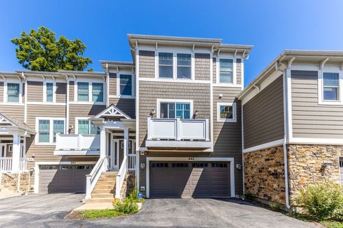 842-842 Chestnut St, Deerfield, IL, 60015-2908 | Card Image