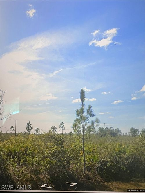 411 Laguna Dr, Indian Lake Estates, FL, 33855 | Card Image
