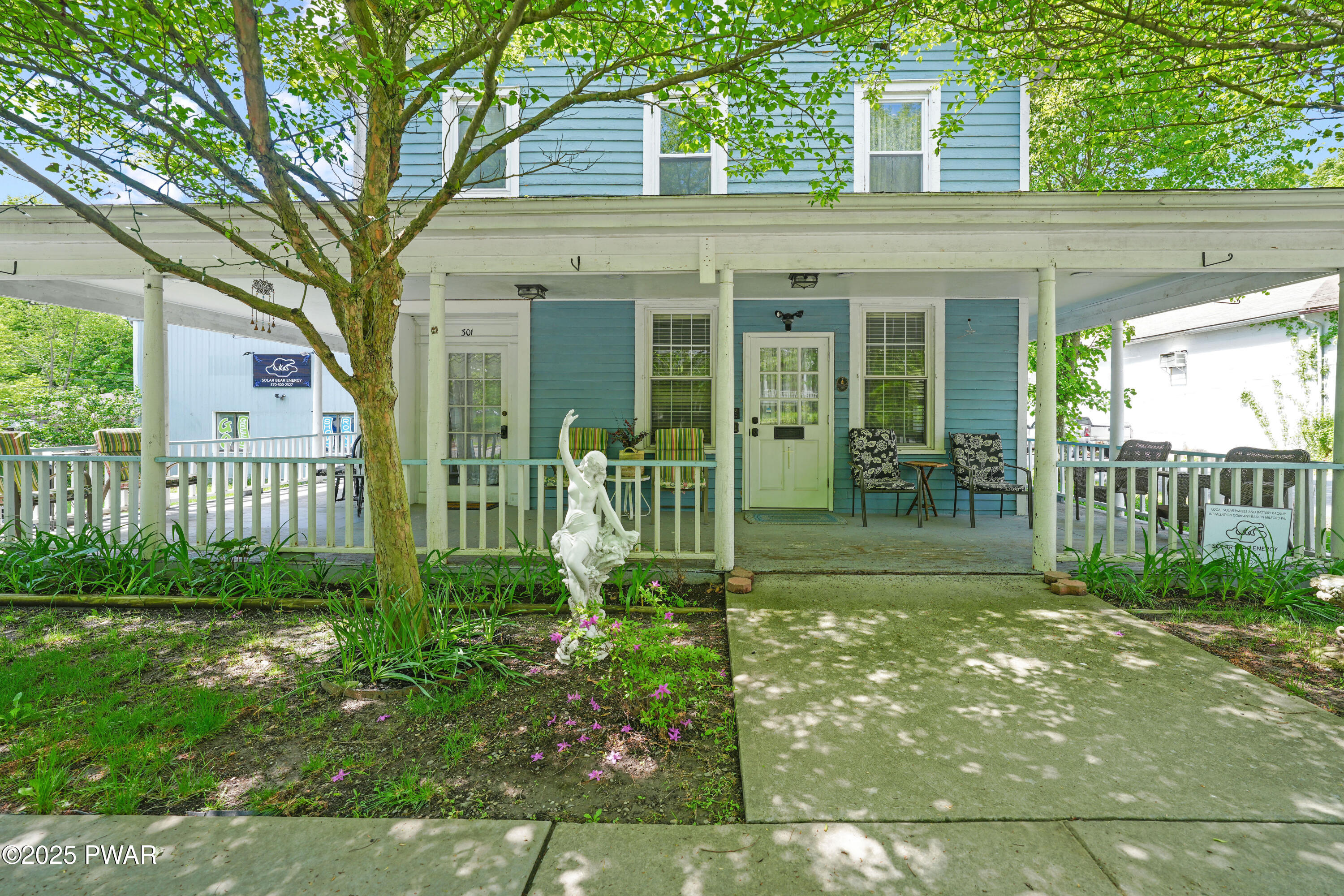 301 E Harford St, Milford, PA 18337