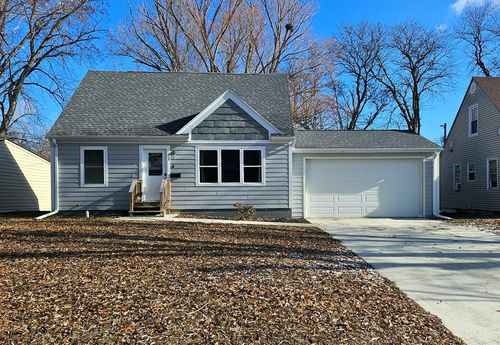 11 Rainbow Dr, Humboldt, IA, 50548-1136 | Card Image