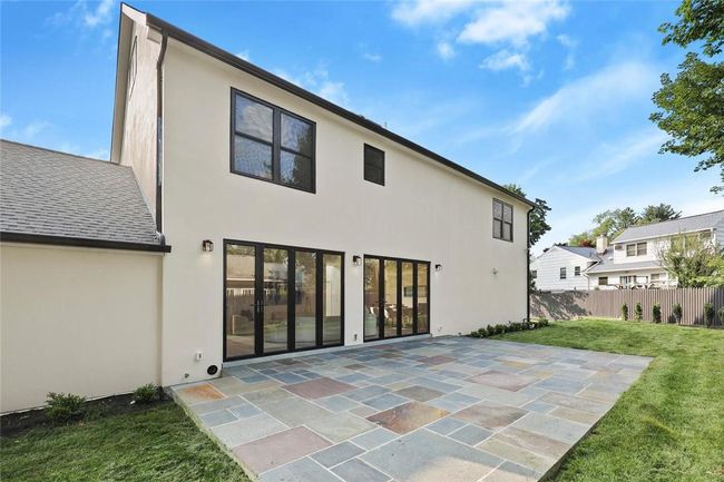 14 White Plains Rd, House other with 4 bedrooms, 4 bathrooms and 3 parking in Bronxville NY | Image 28