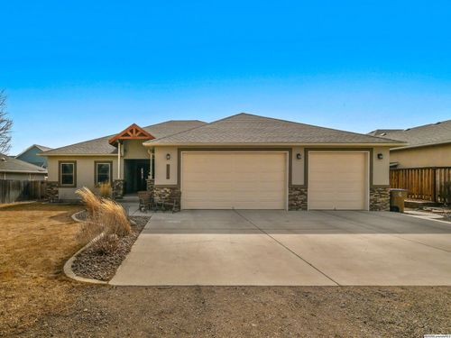 2660 Wyoming Ave, Laramie, WY, 82070-6224 | Card Image