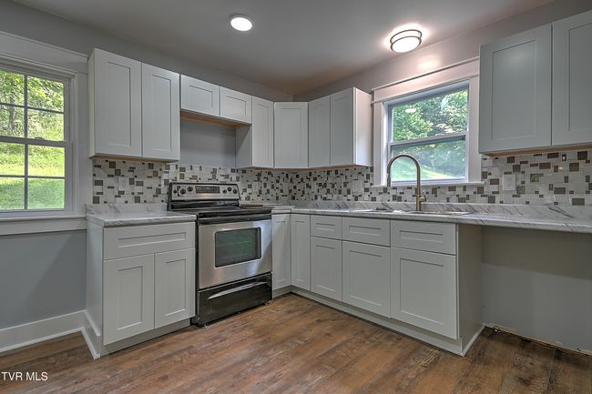 21209 Lime Hill Rd, House other with 4 bedrooms, 2 bathrooms and null parking in Bristol VA | Image 55