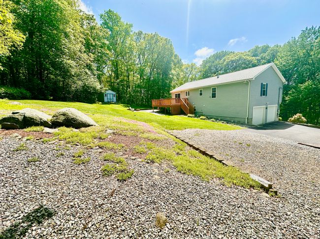 27 Fieldstone Ter, House other with 3 bedrooms, 2 bathrooms and null parking in Naugatuck CT | Image 32