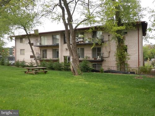 apt-104-2025 N Lincoln St, ARLINGTON, VA, 22207-3700 | Card Image