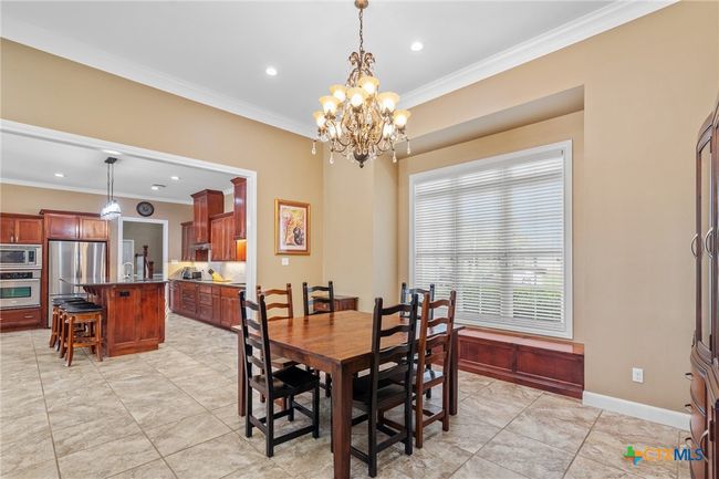 404 Iron Gate, House other with 5 bedrooms, 5 bathrooms and null parking in Victoria TX | Image 7