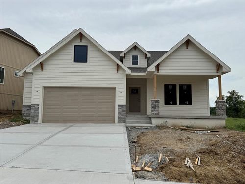 2144 Black Walnut Dr, Liberty, MO, 64068-7451 | Card Image