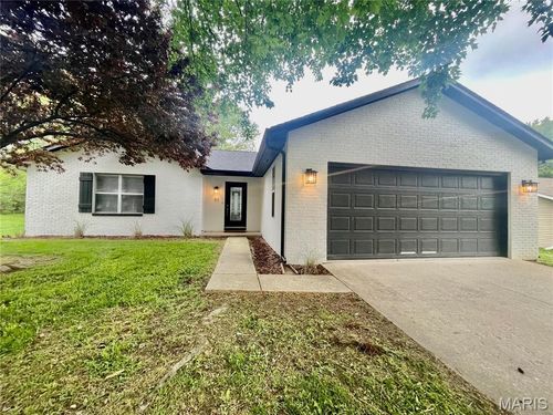 52 Innsbruck Ln, Shiloh, IL, 62221-4405 | Card Image