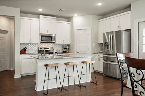 816 Bridle Creek Dr, Georgetown, TX, 78626-2860 | Card Image