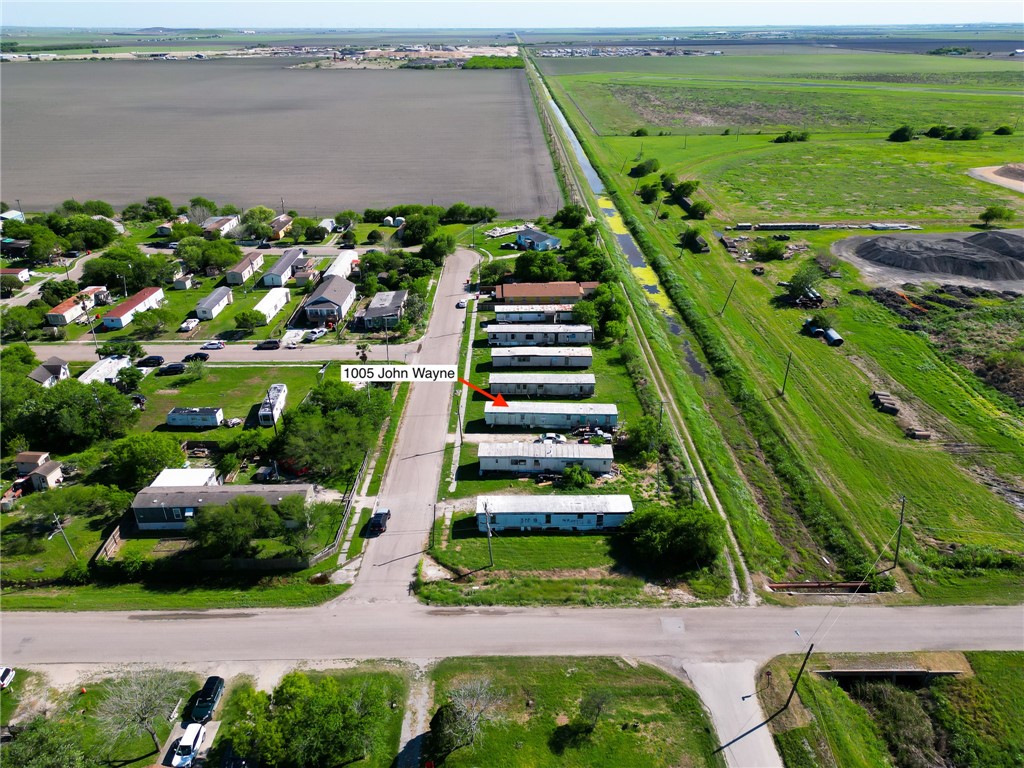 John Wayne Dr, Robstown, TX 78380