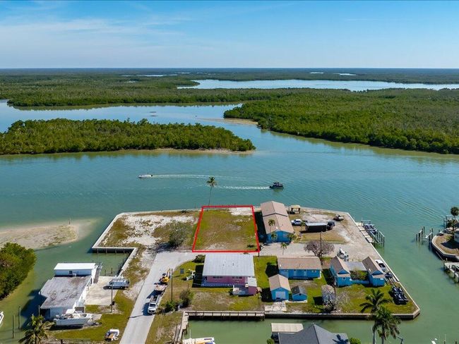 108 East Ct, Home with 0 bedrooms, 0 bathrooms and null parking in GOODLAND FL | Image 16