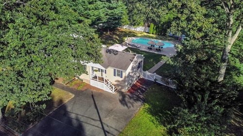 11 Moore St, Wilmington, MA, 01887 | Card Image