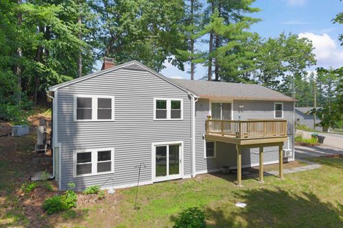 480 Woodlawn Ridge Rd, Pembroke, NH, 03275-3135 | Card Image
