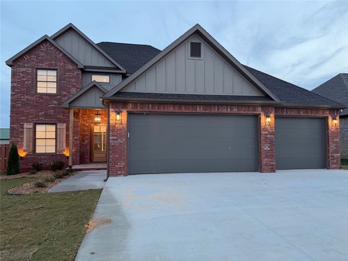 7635 Via Roma Ave, Springdale, AR, 72762-5357 | Card Image