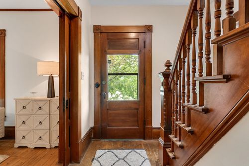 208 Elm St, Barre, VT, 05641-3530 | Card Image