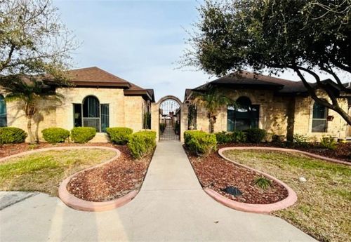 apt-3-702 S Logan Dr, Edinburg, TX, 78539-4687 | Card Image
