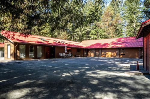 1698 Millstream Rd, Victoria, BC, V9B6E7 | Card Image