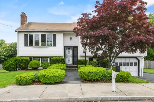 15 Brandt Dr, Woburn, MA, 01801-3416 | Card Image