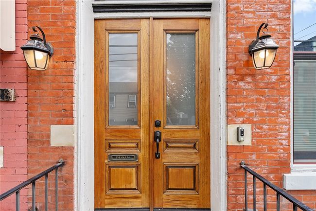 526 Armandale St, House other with 4 bedrooms, 3 bathrooms and 1 parking in Pittsburgh PA | Image 4