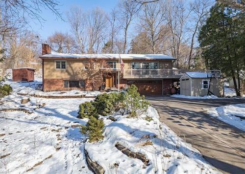 3 Heather Lane, Clinton, IA, 52732 | Card Image