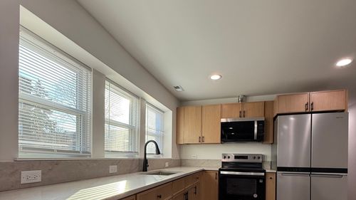 gf-1942 Elmwood Ave, Berwyn, IL, 60402-5776 | Card Image