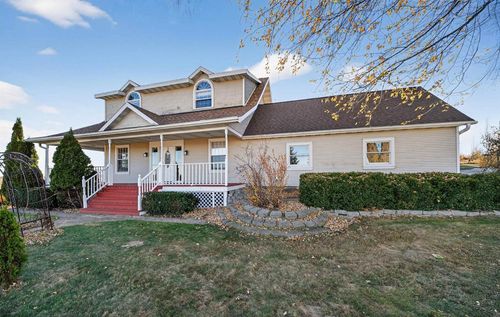 W1905 Hwy H, New Holstein, WI, 53061 | Card Image