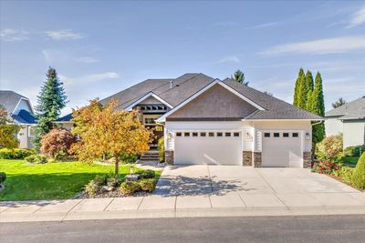 1113 N King James Ln, Home with 5 bedrooms, 4 bathrooms and null parking in Liberty Lake WA | Image 3