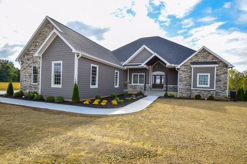 10807 Lock Ln, Piqua, OH, 45356 | Card Image