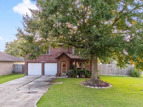 3700 Wood Sorrel Dr, Dickinson, TX, 77539-7204 | Card Image