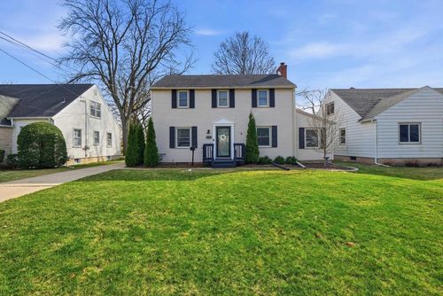 209 Oak Street, SUN PRAIRIE, WI, 53590 | Card Image