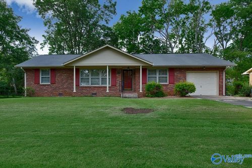 2320 Rodgers Dr Ne, Huntsville, AL, 35811-2322 | Card Image