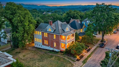 376 Allison Ave Sw, Roanoke, VA, 24016-4604 | Card Image