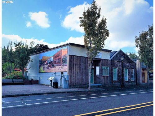 110 E Historic Columbia River Hwy, Troutdale, OR, 97060-2053 | Card Image