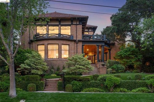 110 Monte Ave, Piedmont, CA, 94611-3719 | Card Image