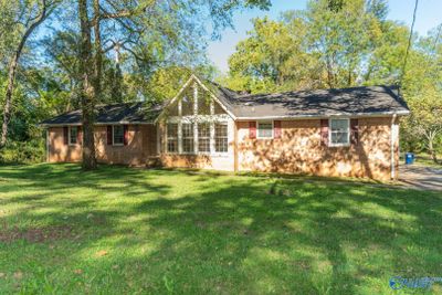 3824 Timbercrest Drive Nw, House other with 3 bedrooms, 1 bathrooms and null parking in Huntsville AL | Image 2