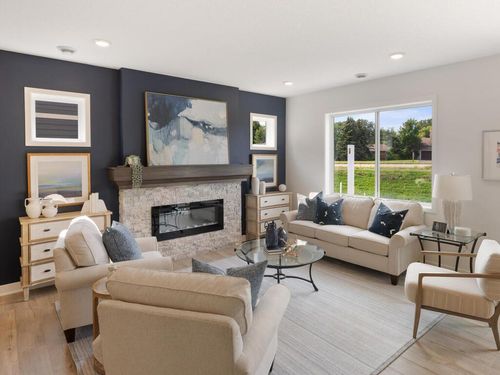 13591 Hollybrook Dr, Apple Valley, MN, 55124-6620 | Card Image
