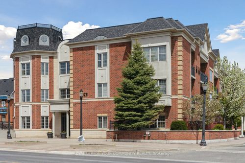 107-9973 Keele St, Maple, ON, L6A3Y5 | Card Image