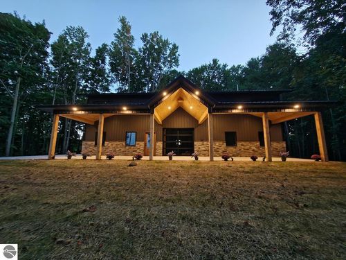 11759 M 72 E, Williamsburg, MI, 49690-9714 | Card Image