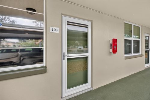 109-4885 1st Street Ne, ST PETERSBURG, FL, 33703 | Card Image