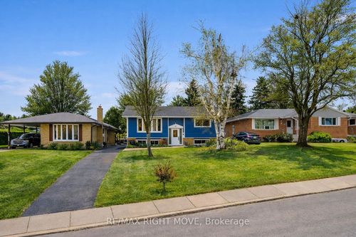 198 Rose St, Barrie, ON, L4M2T9 | Card Image