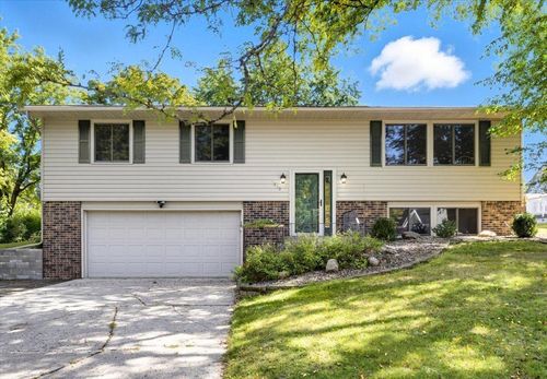 1810 Brookside Dr, Albert Lea, MN, 56007-2139 | Card Image