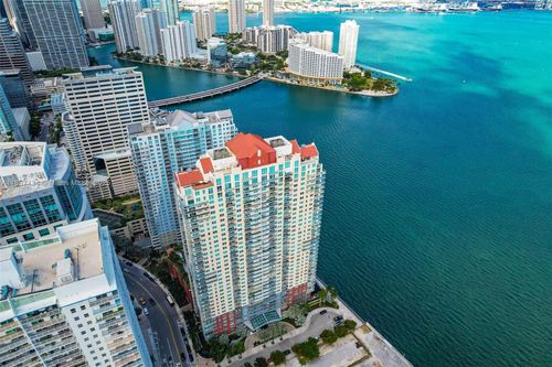 201-1155 Brickell Bay Dr, Miami, FL, 33131 | Card Image
