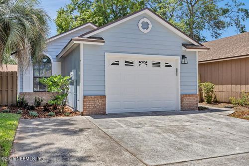 3830 Millpoint Dr, Jacksonville, FL, 32257-8934 | Card Image
