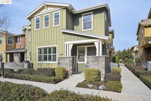 554 Sandalwood Dr, Livermore, CA, 94551-6490 | Card Image