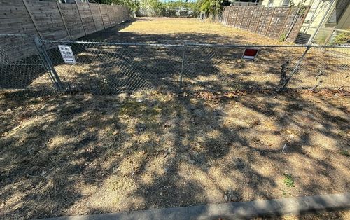 5202 Huisache St, Austin, TX, 78751-1811 | Card Image