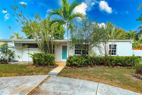 6765 Sw 51st St, Miami, FL, 33155-5705 | Card Image