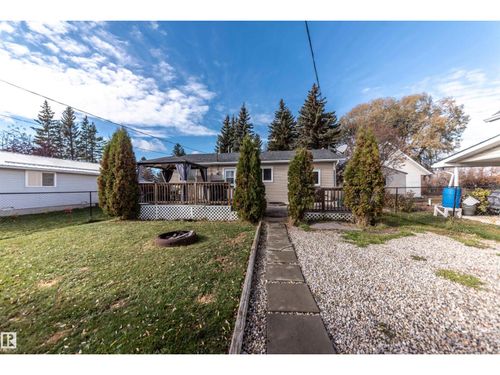 5021 Lakeview Dr, Alberta Beach, AB, T0E0A0 | Card Image