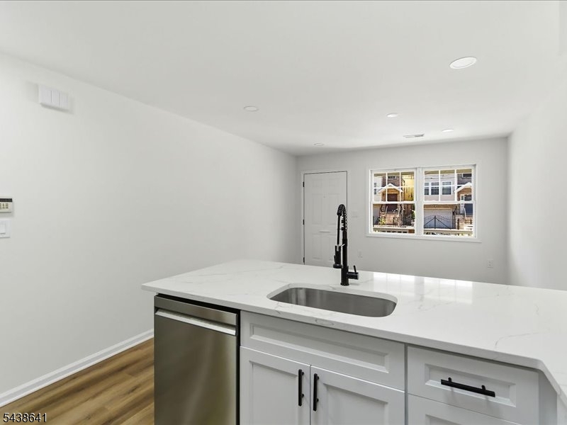 Residential in Newark City 5